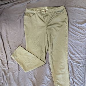 W62 Skinny Jeans